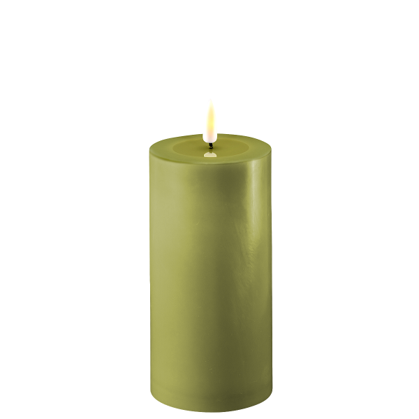 Deluxe Homeart Real Flame LED Stumpenkerze 7,5 x 15 cm Olive