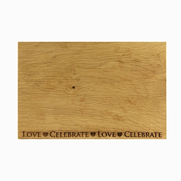 Scottish Eiche Servierbrett 30 cm - Love & Celebrate 30 x 20 cm